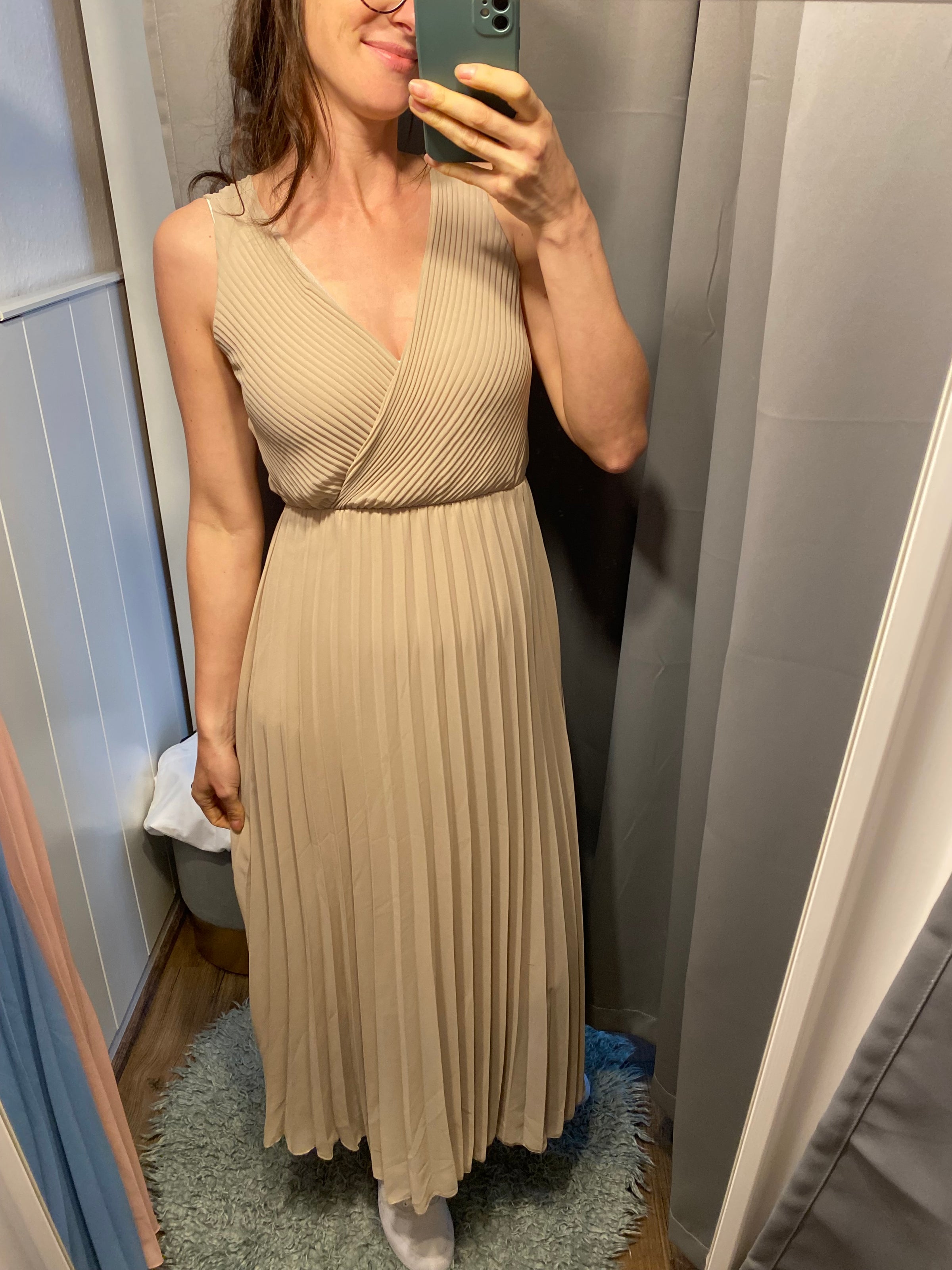 Plissiertes Kleid in vers. Farben