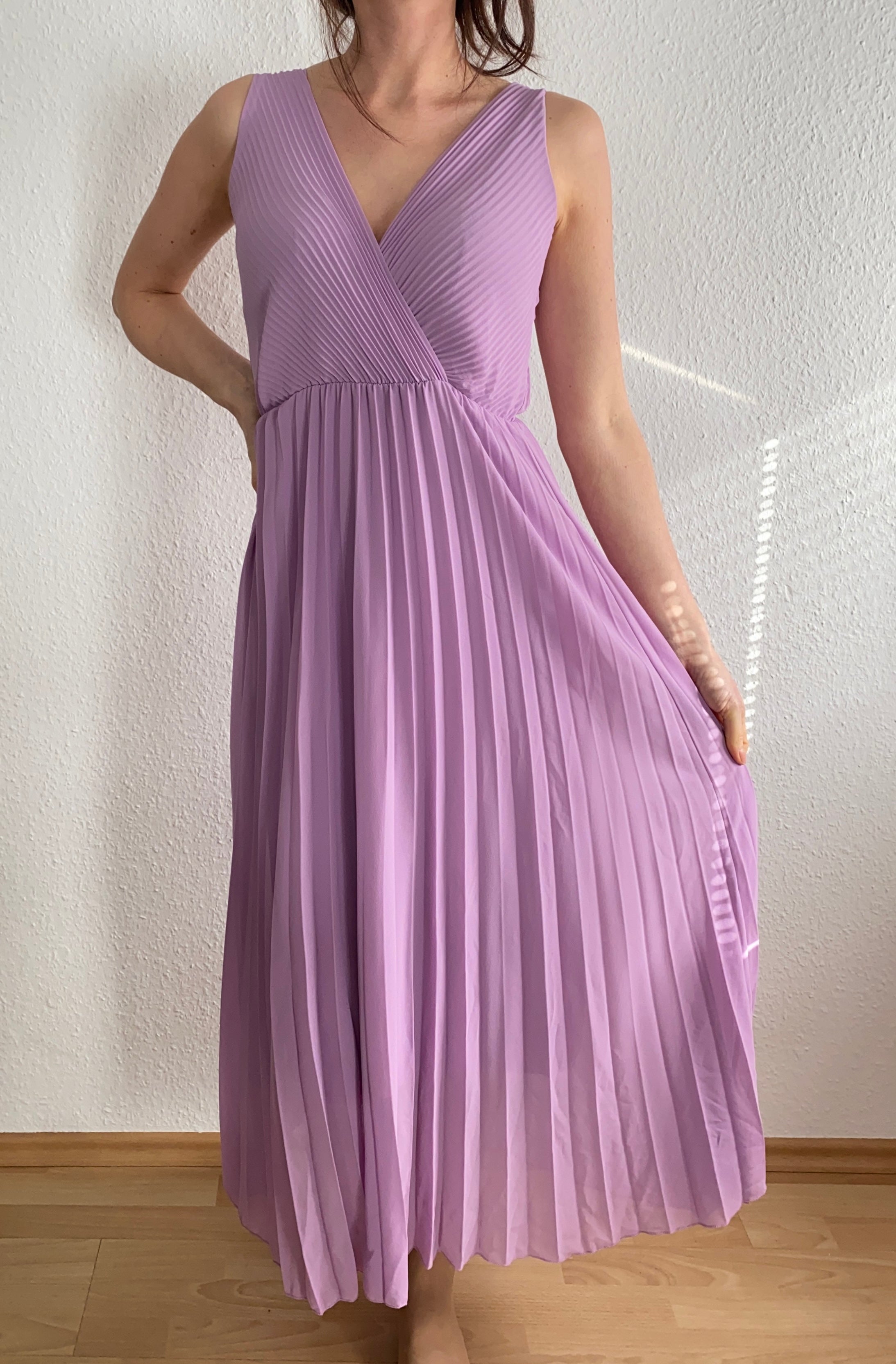 Plissiertes Kleid in vers. Farben