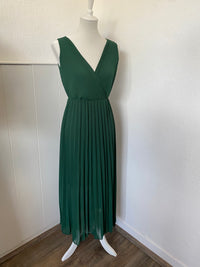 waldgruen Plissee Kleid - Gluecksboutique