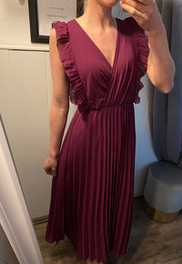 darkberry Plisseekleid Glücksboutique