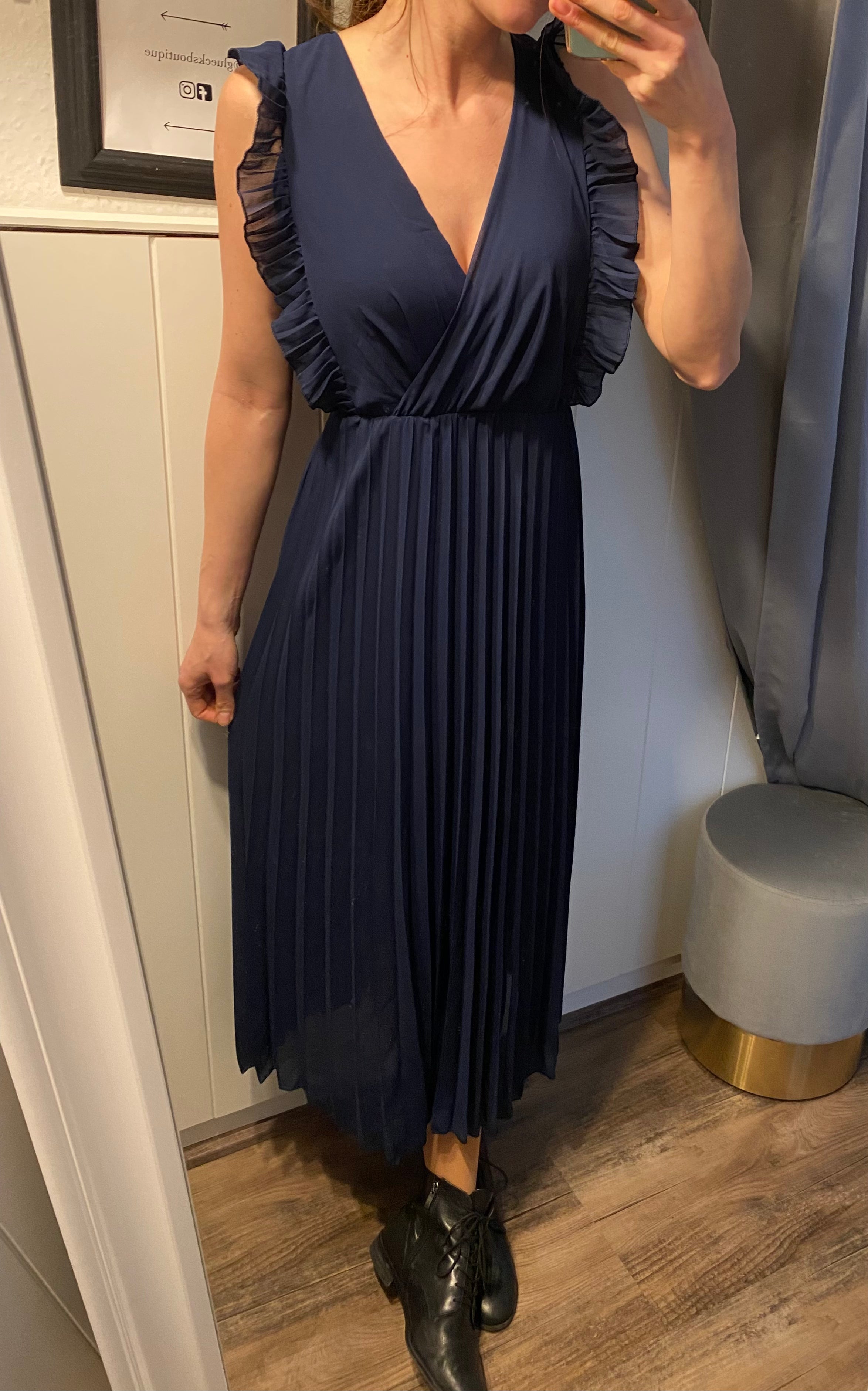 dunkelblau marineblau Plisseekleid Glücksboutique