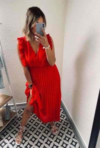 Plissiertes Kleid mit Rüschen in vers. Farben - Gluecksboutique®