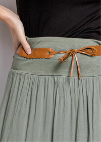 Maxirock mit Gürtel in vers. Farben - Gluecksboutique®