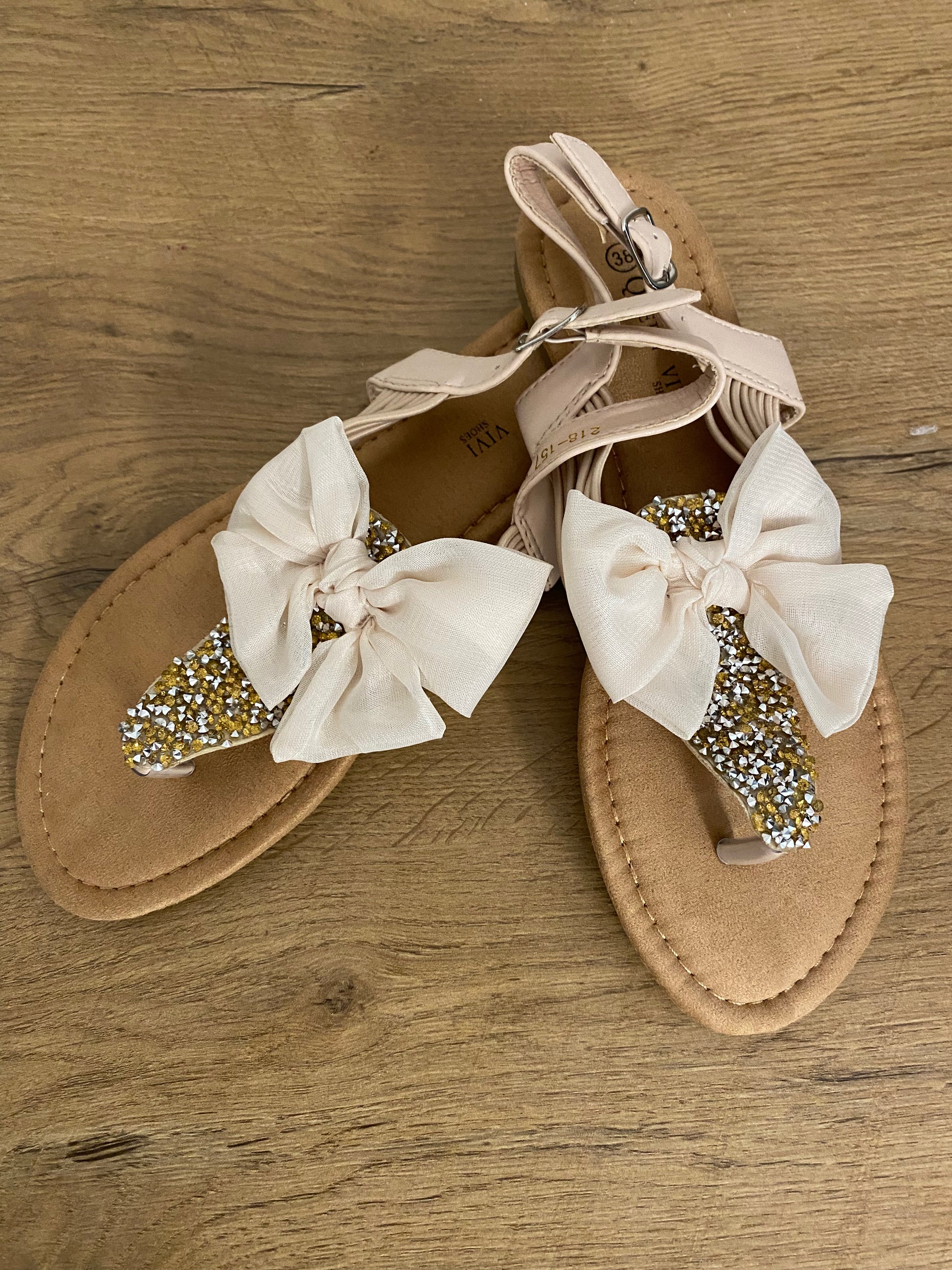 Sandalen Zehentrenner mit Schleife in vers. Farben