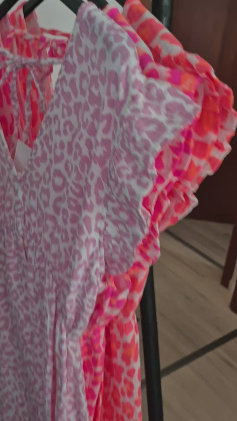 Kleid mit Rüschen, vers. Farben