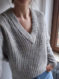 Pullover Oversize Galaxy Knit V-Neck