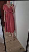 Kleid in Wickeloptik, in vers. Farben