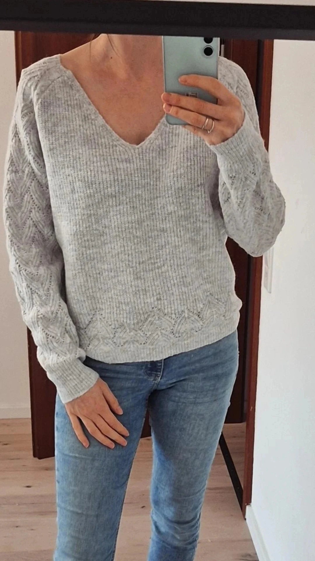Pullover mit Lochmuster