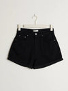 Gina Tricot Dagny mom shorts schwarz - Gluecksboutique®