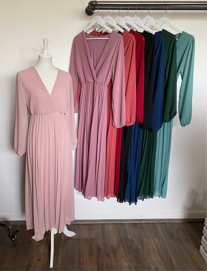 langarm Kleid mit Plissee, in vers. Farben - Gluecksboutique®