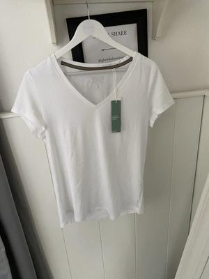 T-Shirt VNeck weiss - Gluecksboutique®