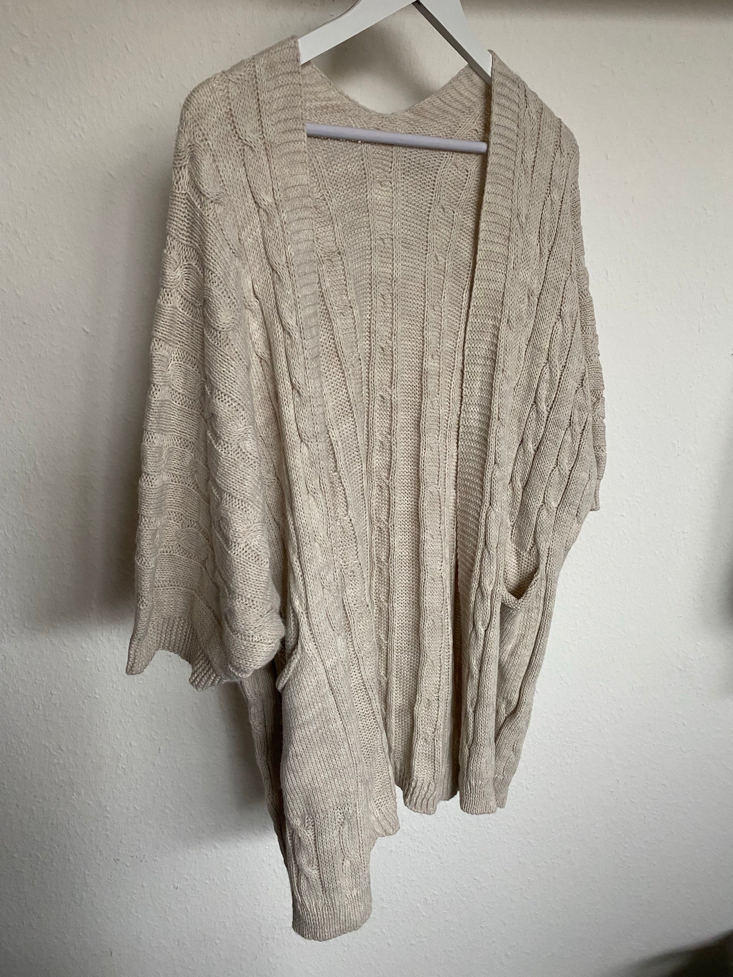 Cardigan mit Zopfmuster - Gluecksboutique®