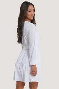 Plissee Mini Kleid V-Neck NA-KD - Gluecksboutique®