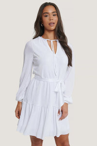 Plissee Mini Kleid V-Neck NA-KD - Gluecksboutique®