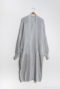 Maxi Cardigan mit Taschen, hellgrau - Gluecksboutique®