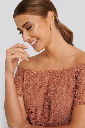Schulterfreies Spitzen Top NA-KD - Gluecksboutique®