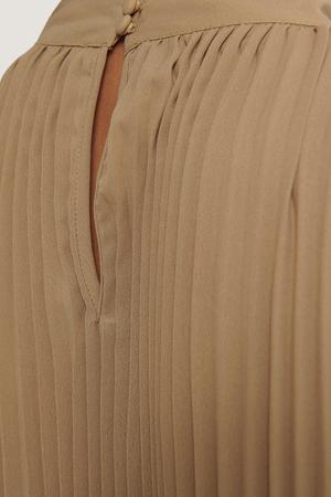 Plissee Kleid NA-KD - Gluecksboutique®