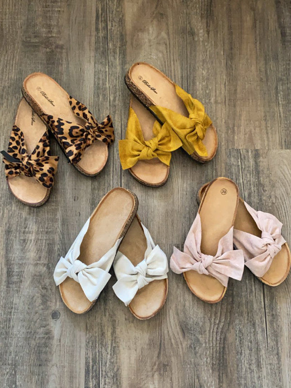 Pantolette mit Schleife Beige - Gluecksboutique®